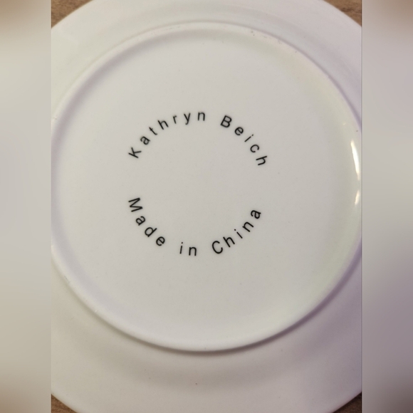 2/$30 Kathtryn Beich Snowman Dessert Appetizer Plates - Picture 9 of 9